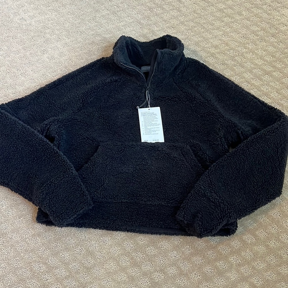 Lululemon athletica Black Teddy Jacket - without tag.